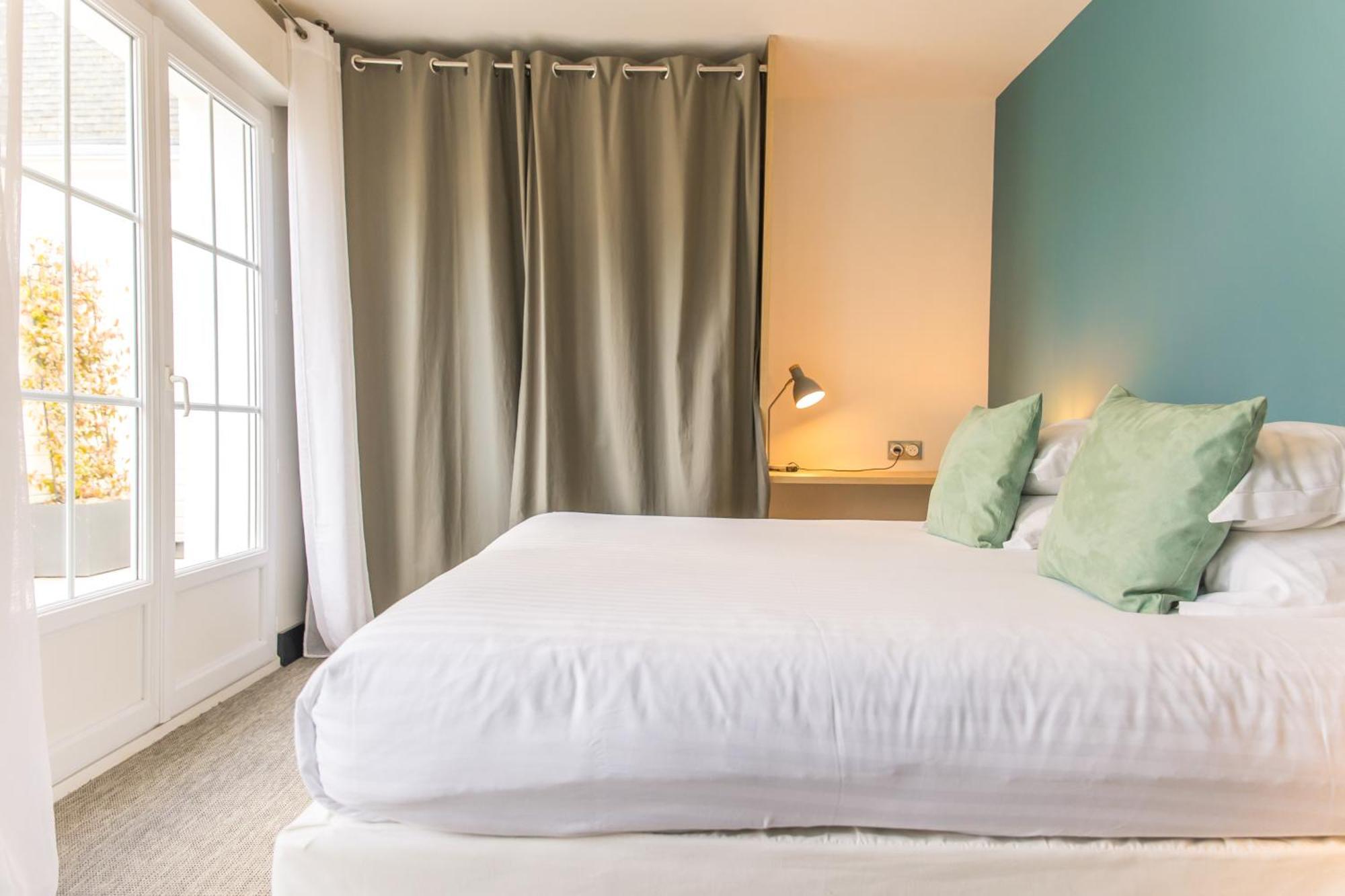 Hotel La Baie Des Anges Spa Marin Landeda Bagian luar foto