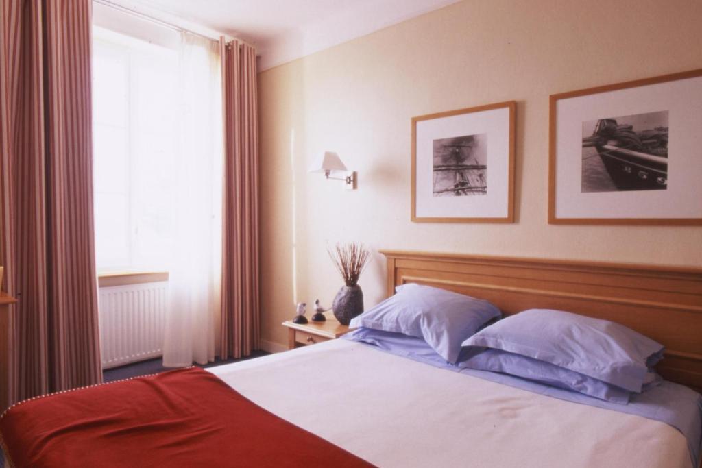 Hotel La Baie Des Anges Spa Marin Landeda Ruang foto