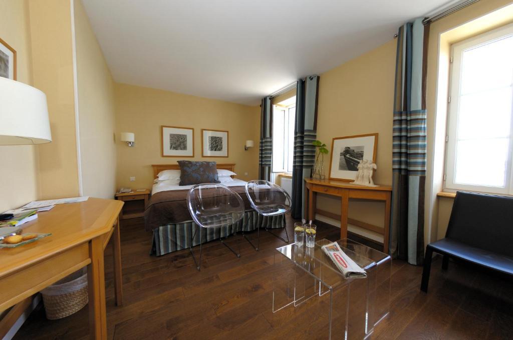Hotel La Baie Des Anges Spa Marin Landeda Ruang foto