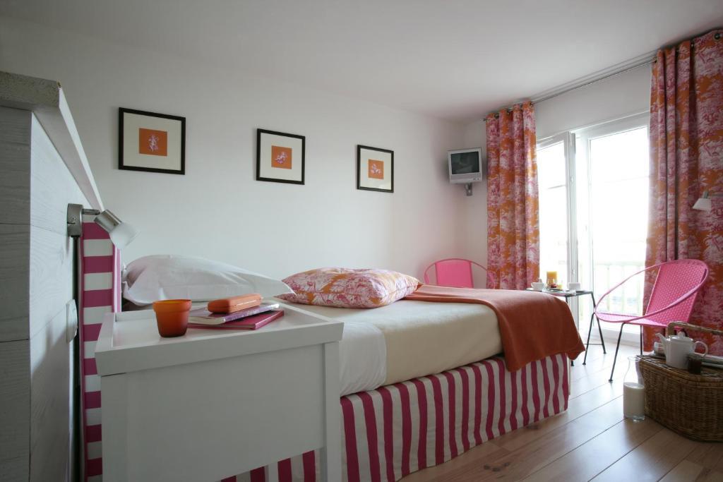 Hotel La Baie Des Anges Spa Marin Landeda Ruang foto